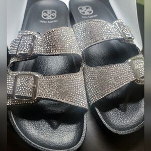 Daisy Fuentes sandals